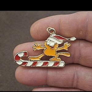 Vintage Garfield Riding A Candy Cane Wearing Santa Hat Gold Tone Enamel Pendant